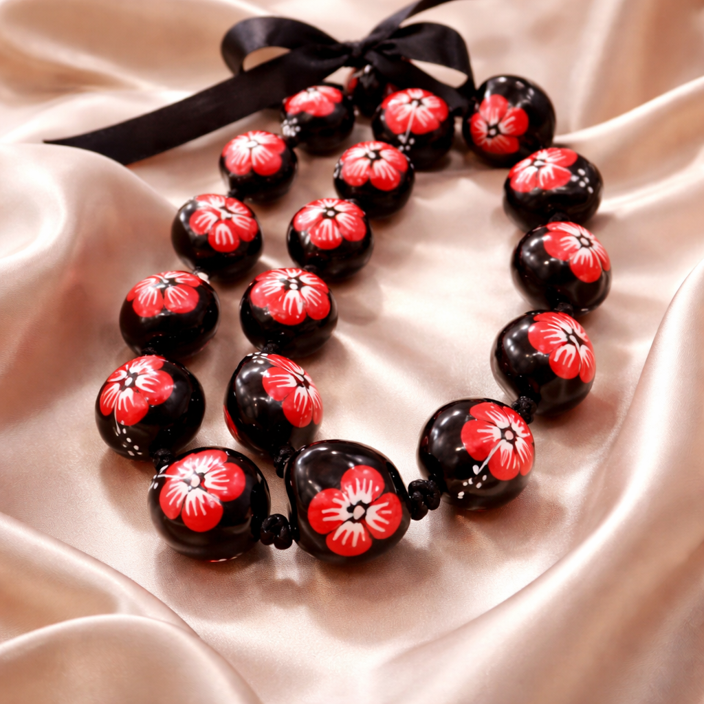 KUIKUI-NUT NECKLACE