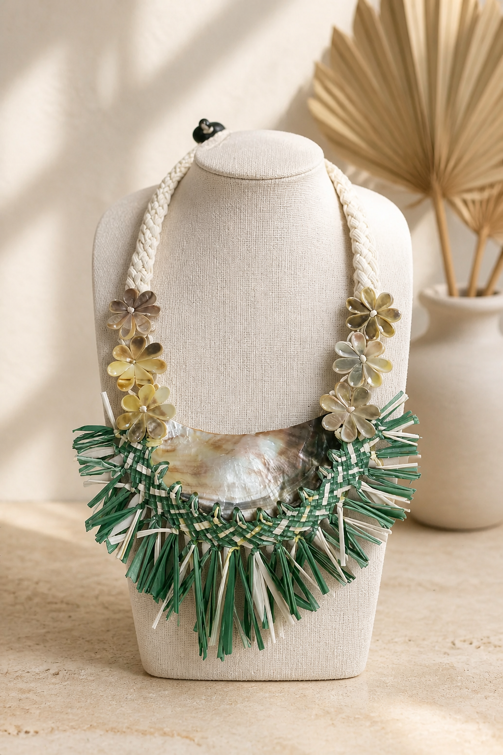 ASSORTED FASHION STATEMENT NECKLACES