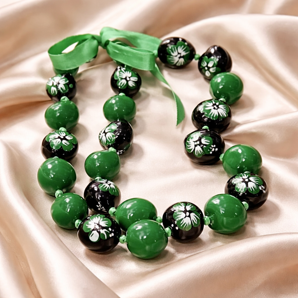 KUIKUI-NUT NECKLACE